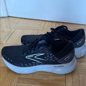 Brooks Black and White Athletic Shoes